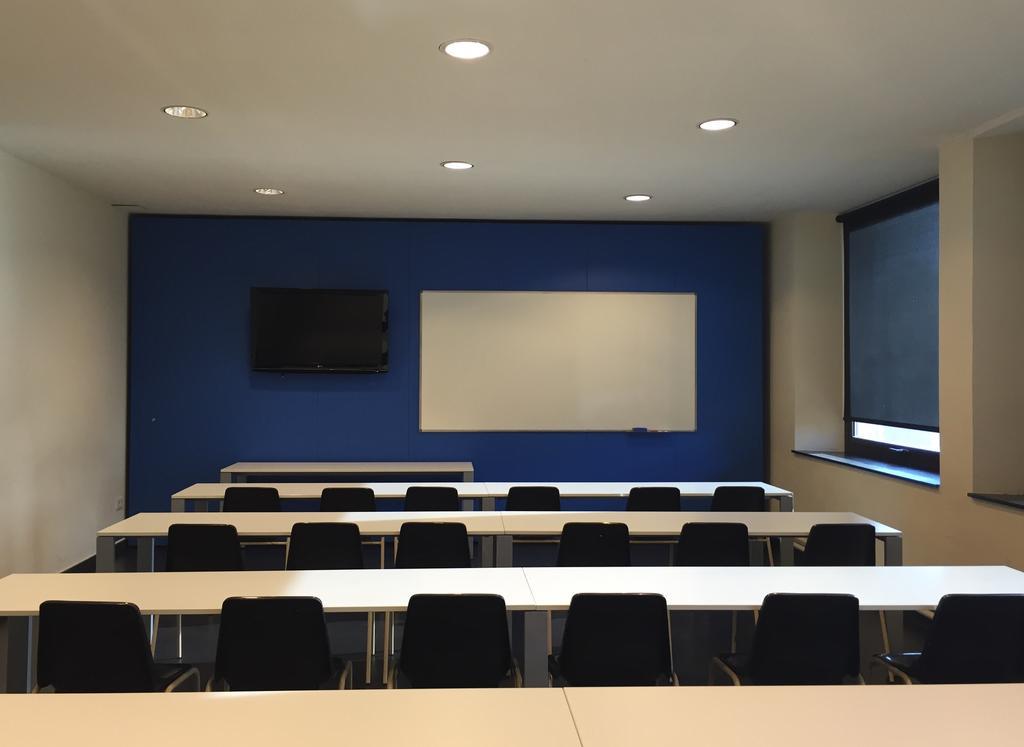 Seminari Allotjaments Vic Εξωτερικό φωτογραφία