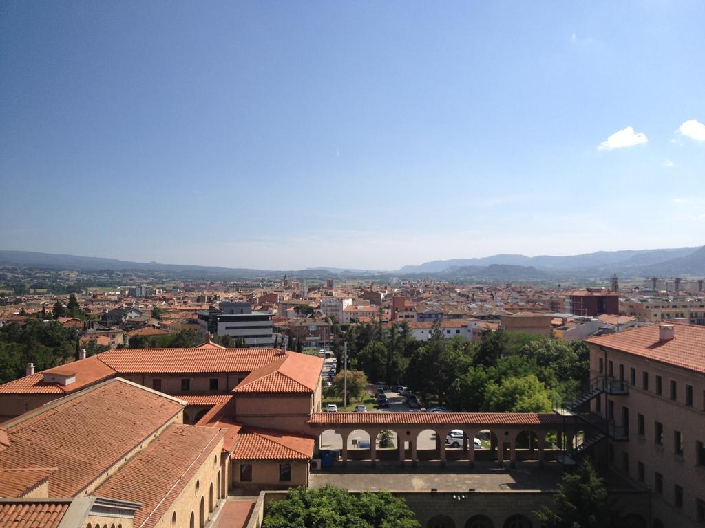 Seminari Allotjaments Vic Εξωτερικό φωτογραφία